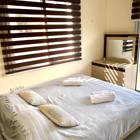 Amazing Two-Bedroom Apartment In Residence Lukomorye D1 With Private Garden Karavas  外观 照片
