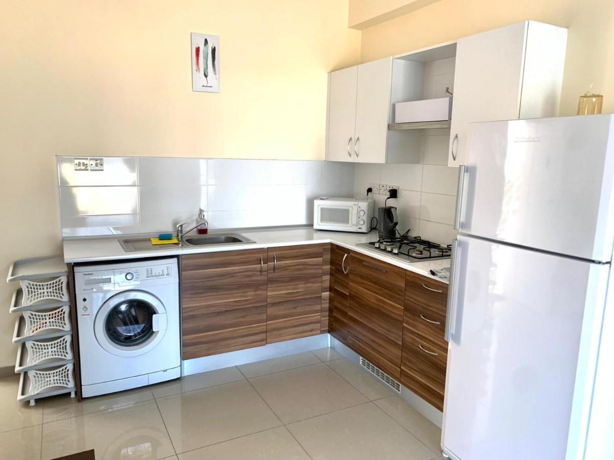 Amazing Two-Bedroom Apartment In Residence Lukomorye D1 With Private Garden Karavas  外观 照片